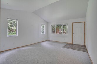 219 105th St SE in Everett, WA - Building Photo - Building Photo