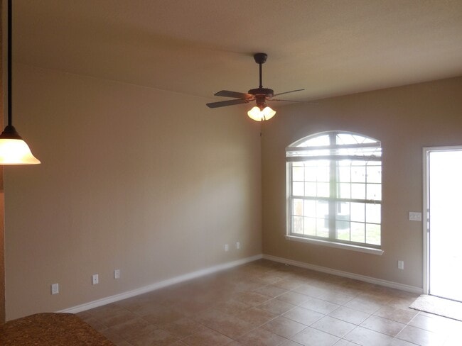 613 Paseo del Plata Dr in Temple, TX - Building Photo - Building Photo