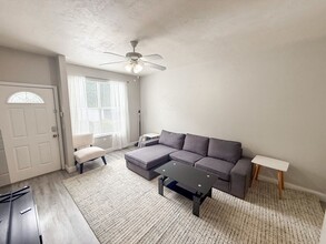 3584 SW 30th Way in Gainesville, FL - Building Photo - Building Photo