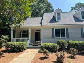 129 Woodcrest Dr in Eatonton, GA - Building Photo