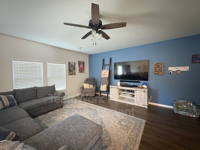 493 Spanish Wells Rd in Summerville, SC - Building Photo - Building Photo