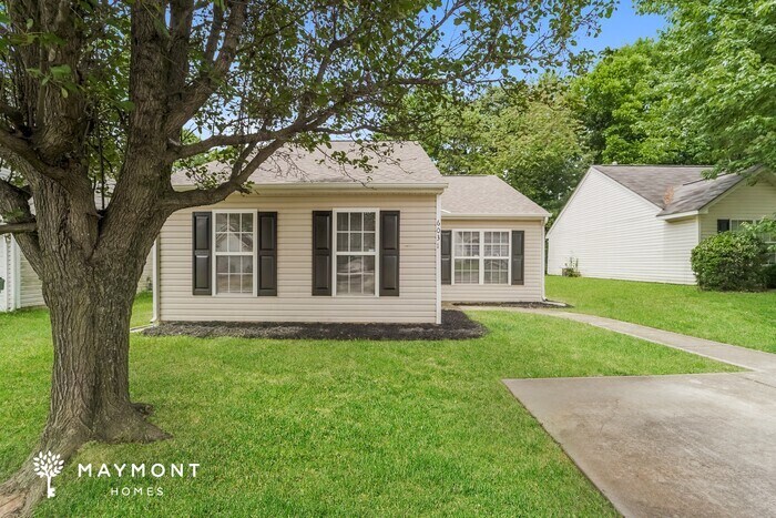 6031 Veckman Ct in Charlotte, NC - Foto de edificio