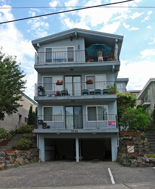 The Franciscan in Seattle, WA - Building Photo - Building Photo