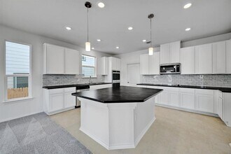 4809 Pell Rd in Manor, TX - Building Photo - Building Photo