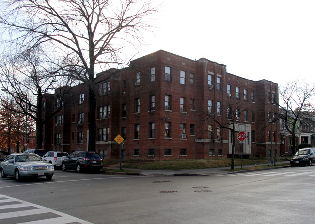 4027 13th St NW in Washington, DC - Building Photo - Building Photo