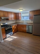 2116 Strahle St in Philadelphia, PA - Building Photo - Building Photo