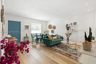 811 Tequesta St in Fort Lauderdale, FL - Building Photo - Building Photo