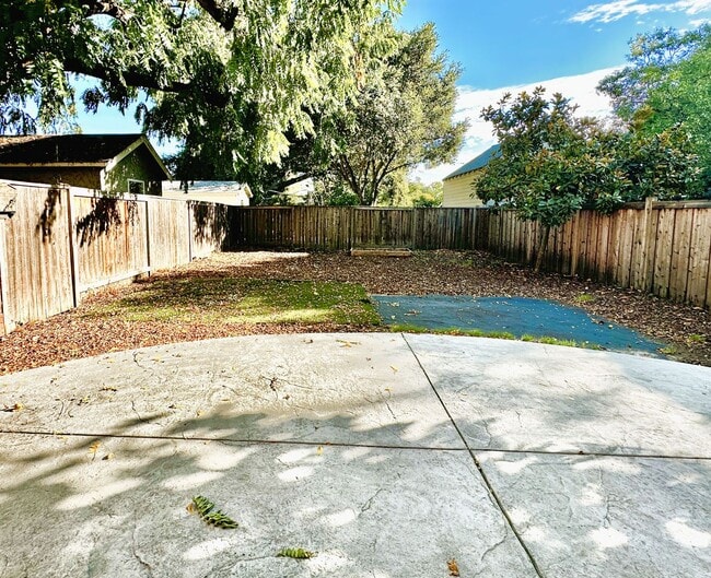 property at 350 Ridgway Ave