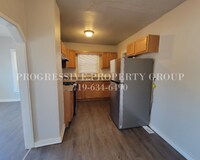 1903 E 12th St photo'