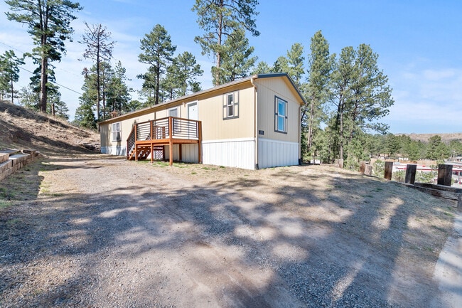 property at 129 Bonanza Dr