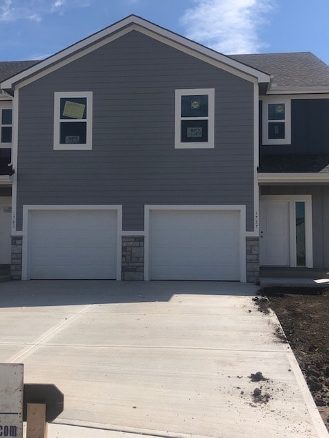 16067 Garden Pky in Basehor, KS - Building Photo - Building Photo