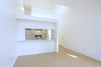 Benchmark Apartments in San Marcos, CA - Building Photo - Interior Photo