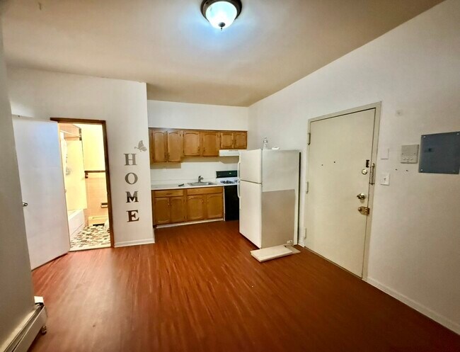 239 Harrison Ave in Harrison, NJ - Foto de edificio - Building Photo