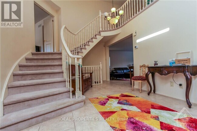39 Huntings End Ave in Ottawa, ON - Building Photo - Building Photo