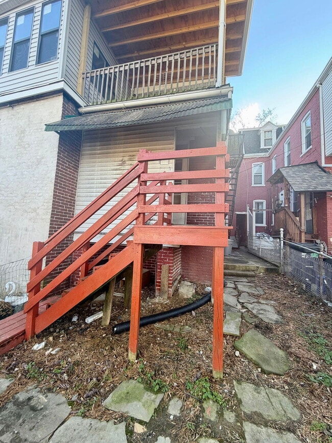 839 E Orange St in Lancaster, PA - Building Photo - Building Photo