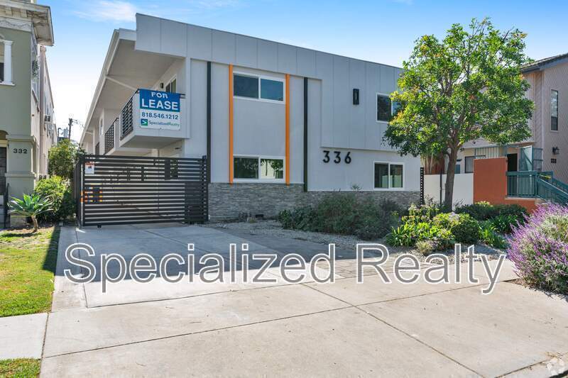 336 W Wilson Ave in Glendale, CA - Building Photo