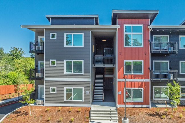 Plisko Place in Port Orchard, WA - Foto de edificio - Building Photo