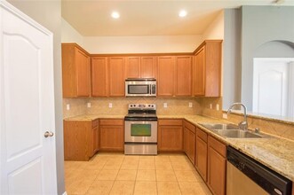 2716 Triple Crown Ln in Grand Prairie, TX - Building Photo - Building Photo