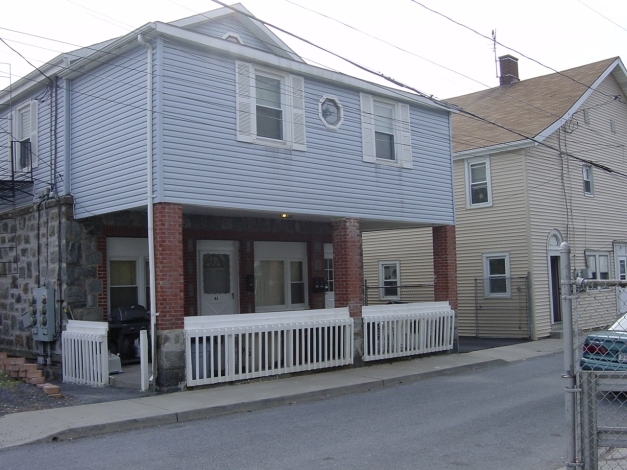 48 Center St in Highland Falls, NY - Building Photo - Building Photo