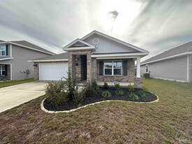 5565 Lancelot Trl in Milton, FL - Building Photo