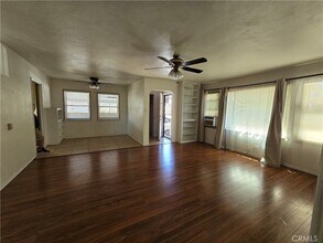 412 N Cherry Ave in Ontario, CA - Building Photo - Building Photo