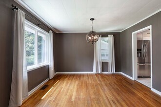 1069 Briar Vista Terrace NE in Atlanta, GA - Building Photo - Building Photo