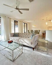 819 Windermere Way in Palm Beach Gardens, FL - Building Photo - Building Photo