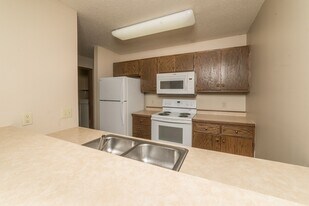 Oxbow Estates in Sioux Falls, SD - Building Photo