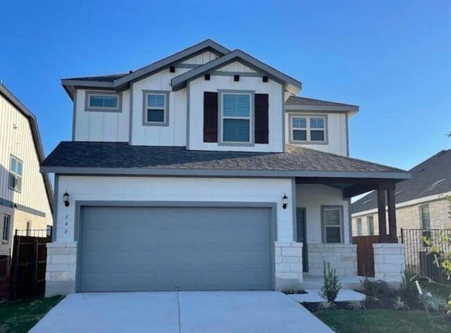 property at 640 Pickrell Lp