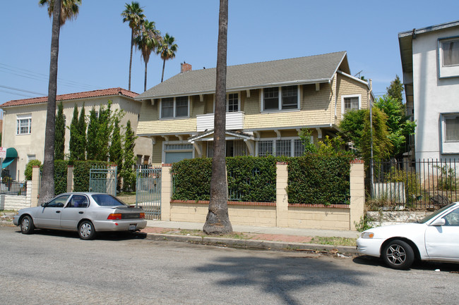 902 Fedora St in Los Angeles, CA - Building Photo - Building Photo