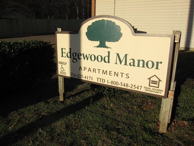 Edgewood Manor