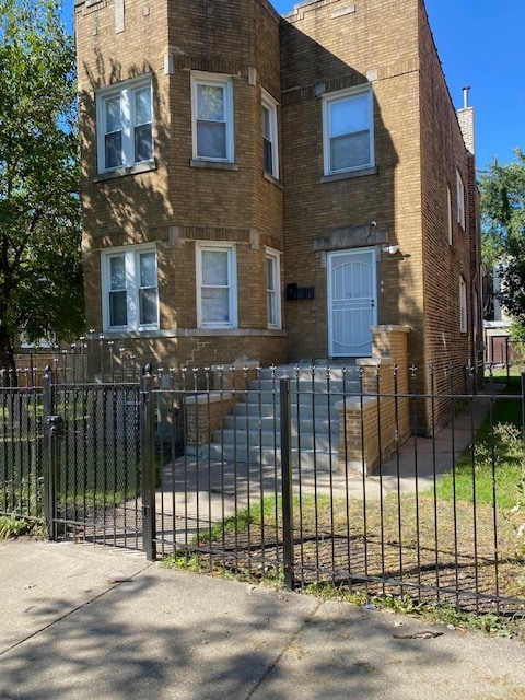 7940 S Kingston Ave, Unit 2 in Chicago, IL - Building Photo - Building Photo