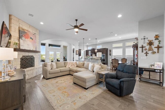 property at 5001 Buchanan Draw Rd