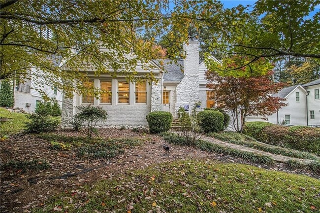 property at 942 Eulalia Rd NE