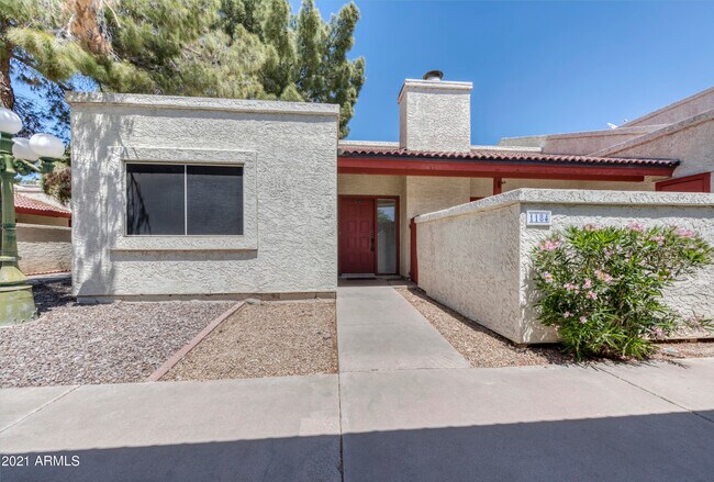 633 W Southern Ave in Tempe, AZ - Building Photo - Building Photo