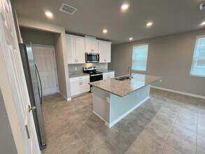 798 Legacy Dr in Davenport, FL - Building Photo - Building Photo