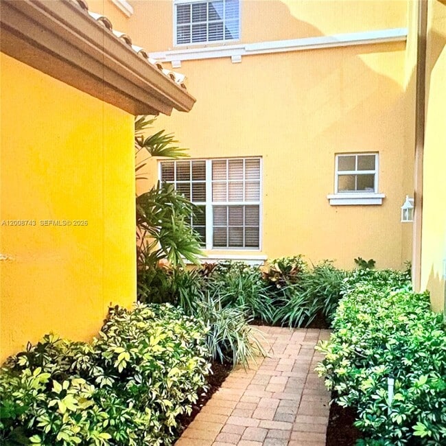 7993 NW 128th Ln in Parkland, FL - Building Photo - Building Photo