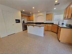 10963 Carberry Hill St in Las Vegas, NV - Building Photo - Building Photo