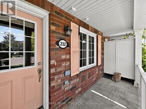 232 Rouge River Dr in Toronto, ON - Building Photo - Building Photo