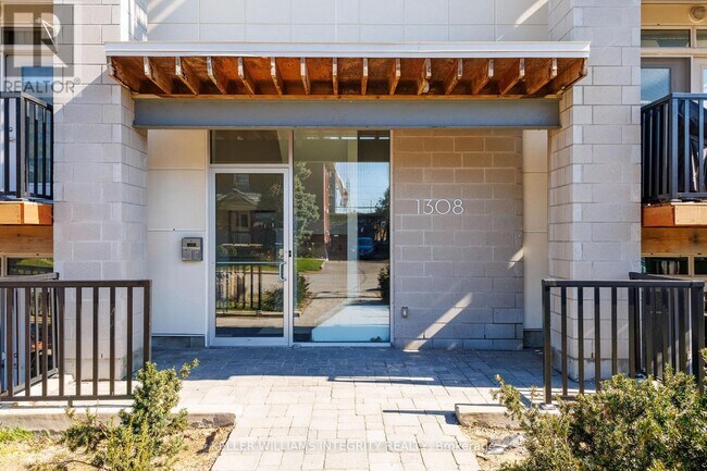 1308-1308 Thames St in Ottawa, ON - Building Photo - Building Photo