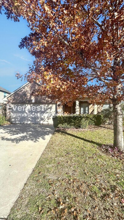 129 Snowflake Dr in Round Rock, TX - Building Photo