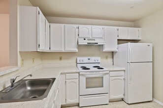 The Woods of Marlton in Upper Marlboro, MD - Building Photo - Building Photo