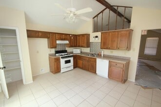 21314 Greenham Dr in Spring, TX - Building Photo - Building Photo