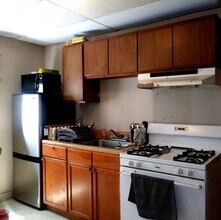 169 Windsor St, Unit 2 in Cambridge, MA - Foto de edificio - Building Photo