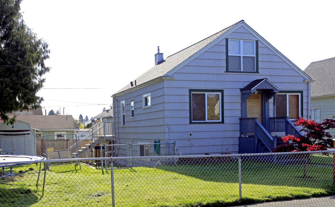 1617 Oakes Ave in Everett, WA - Building Photo