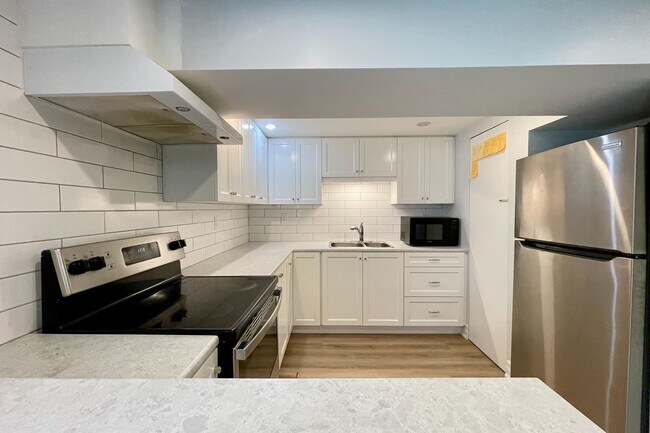 4203 Wheelwright Crescent in Mississauga, ON - Building Photo - Building Photo