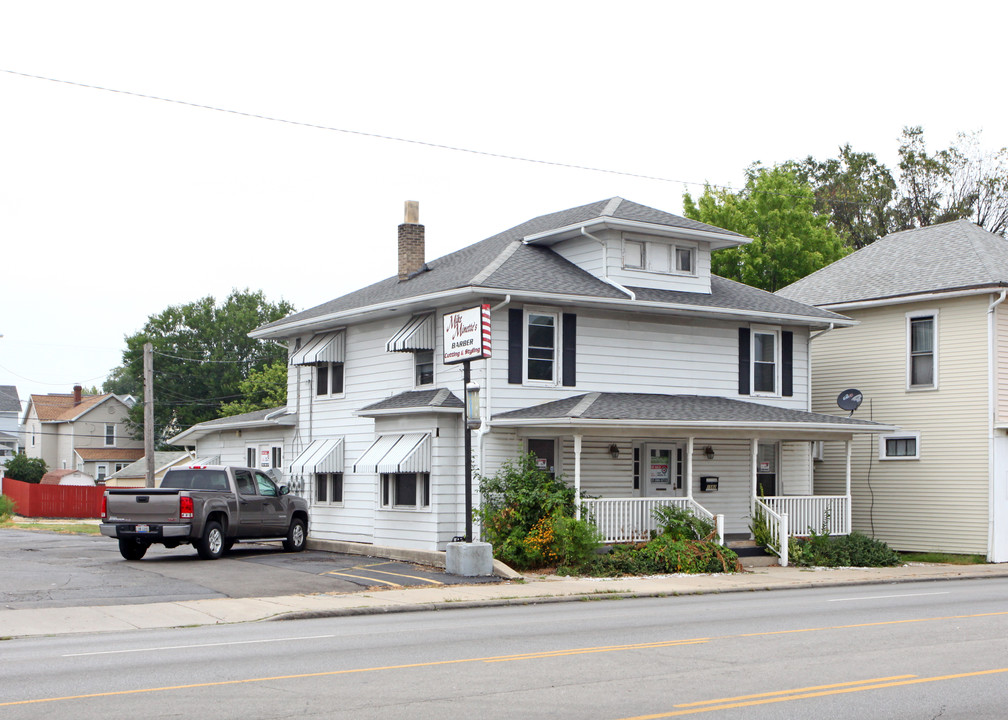 1582 E Main St in Springfield, OH - Foto de edificio