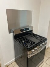 225 Suncrest St in Pittsburgh, PA - Building Photo - Building Photo