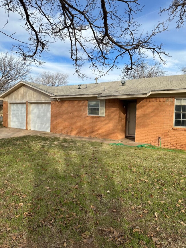property at 5604 Grinnell St