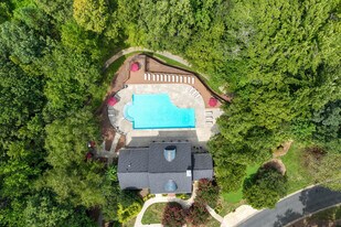 Alamance Reserve in Burlington, NC - Building Photo